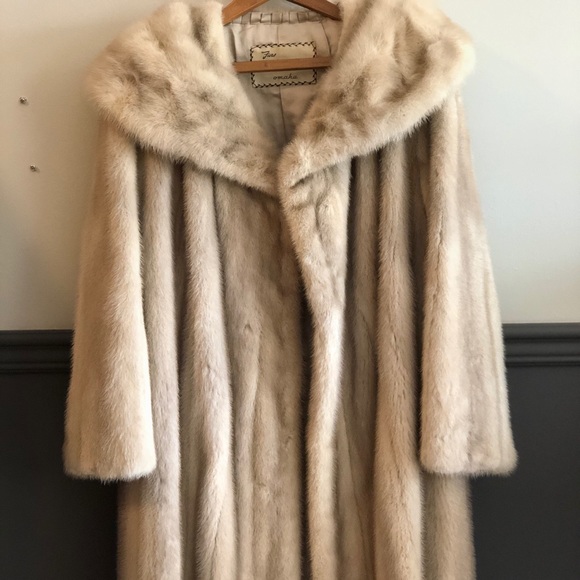 Mink Coat Value >> Jackets Coats 1960s Vintage Mink Fur Coat Poshmark Mink Coat Value >> Jackets Coats 1960s Vintage Mink Fur Coat Poshmark